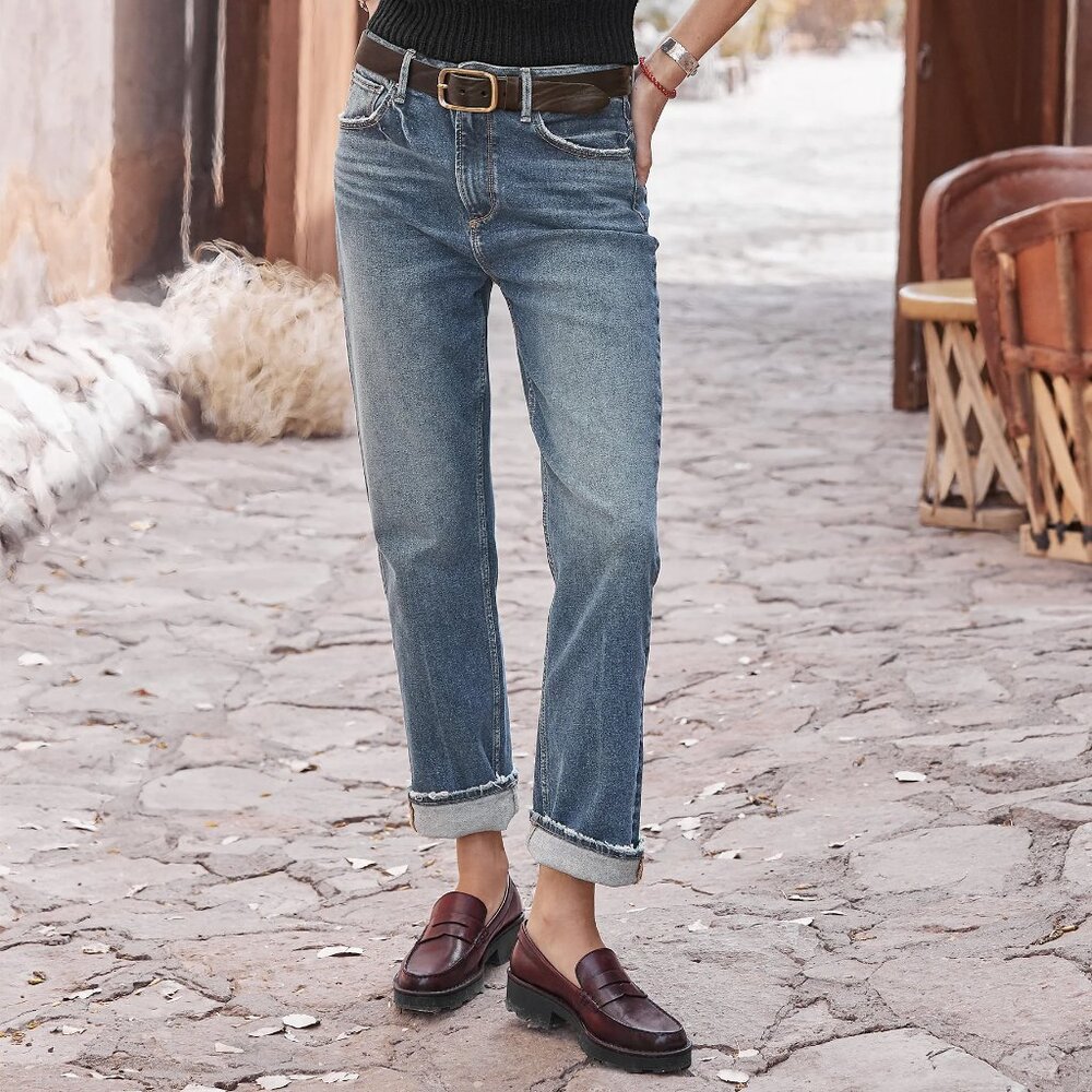 Women's Driftwood Stella Classic Straight Jeans in vintage blue, size 29